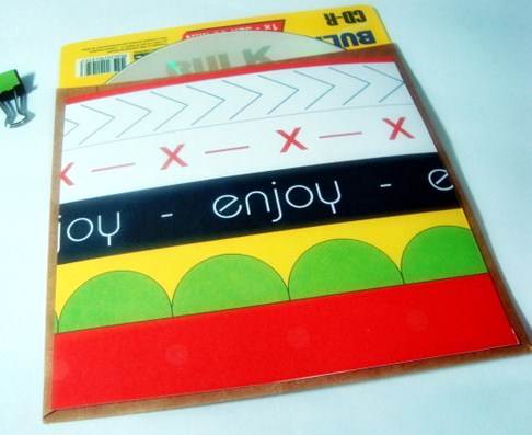 Embalagem para CD. Foto Flickr @• Happy Batatinha • Embalagem para CD