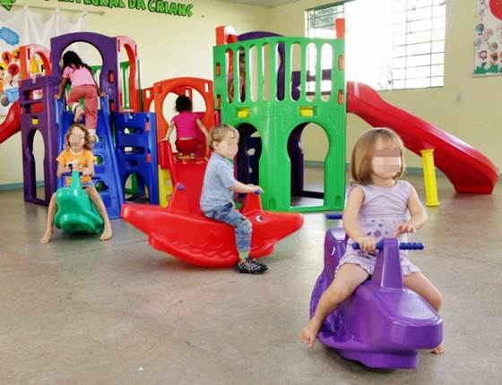 Para escolas que oferecem esino infantil a àrea da brincadeira deve ser preservada Para escolas que oferecem esino infantil a àrea da brincadeira deve ser preservada