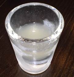 Vodka em copo congelado