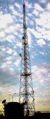 Antena de grande porte. Foto Flickr @Felipe Venâncio Antena de grande porte