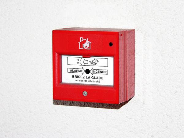 Dispositivo que dispara alarme em caso de incêndio - Foto Flickr @zigazou76 Dispositivo que dispara alarme em caso de incêndio - Foto Flickr @zigazou76